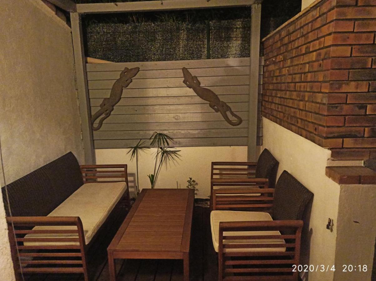 Secret Garden - Chez Gilles Et Tra - Maison D Hote -T2 Super Mignon, Neuf Et Independant , Dans Cadre Agreable Et Zen Valergues Exterior foto